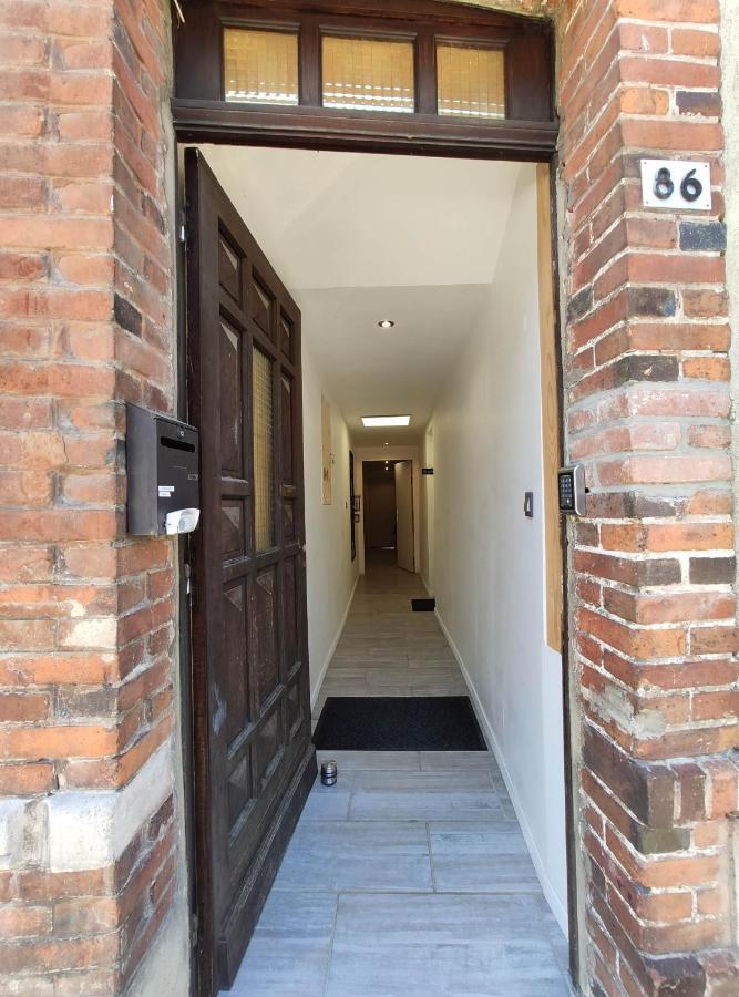 Studio 86 - Climatisation & Proche Centre-Ville- 2 Personnes - Bnb Еперне Екстериор снимка